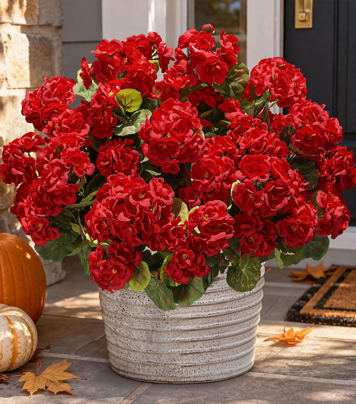Geranios artificiales, flores falsas para decoración de exteriores, 6 manojos de geranios de seda, flores rojas, resistentes a los rayos UV, aspecto real, plantas artificiales para la puerta principal, jardín, porche, maceta, patio, balcón