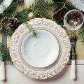 Platos Base Blanco Antiguo 13 Pulgadas, Set de 8 | Chargers de Plastico Vintage con Relieve, Borde Dorado | para Boda, Navidad y Accion de Gracias