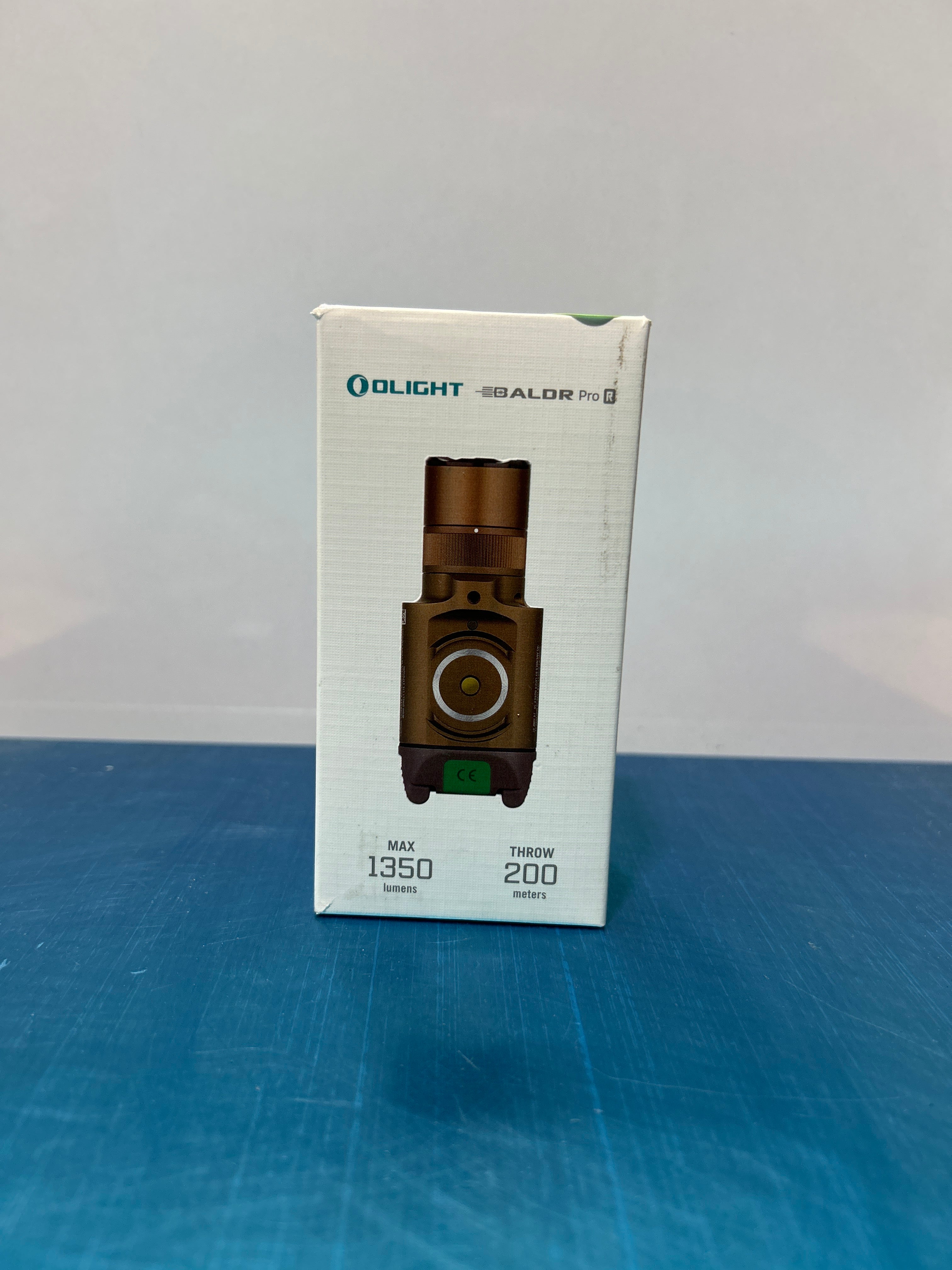 Linterna táctica recargable por USB magnética OLIGHT Baldr Pro R de 1350 lúmenes con haz verde y LED blanco combinados, luz de arma con montaje en riel compatible con riel 1913 o GL, batería incorporada 