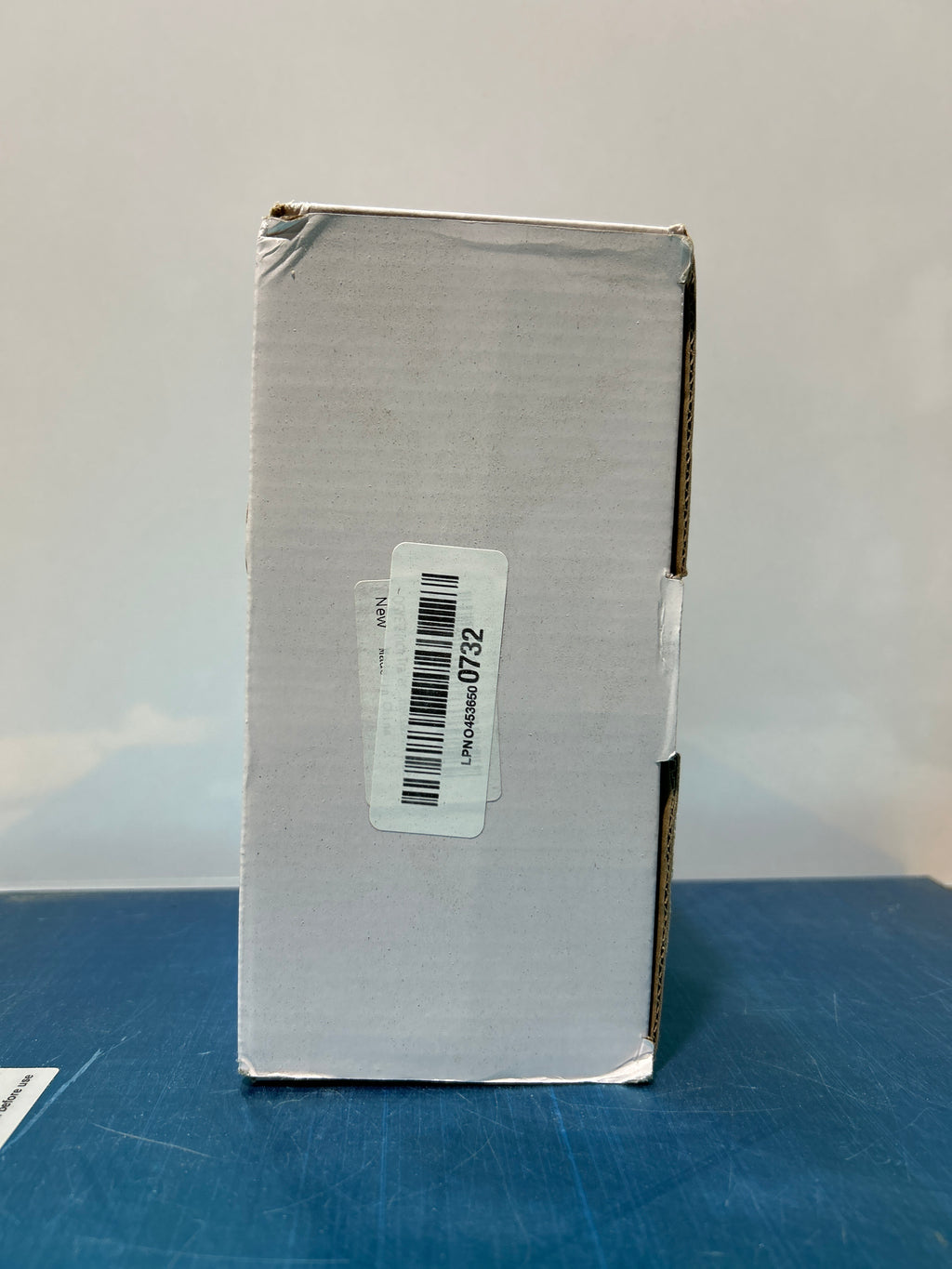Cubierta de enganche de remolque de 2 pulgadas con bandera estadounidense, cubierta de metal resistente para receptores de enganche de 2 pulgadas (con pasador de 5/8" de diámetro, bloqueo antirrobo), línea azul fina de 3 x 5 pulgadas 