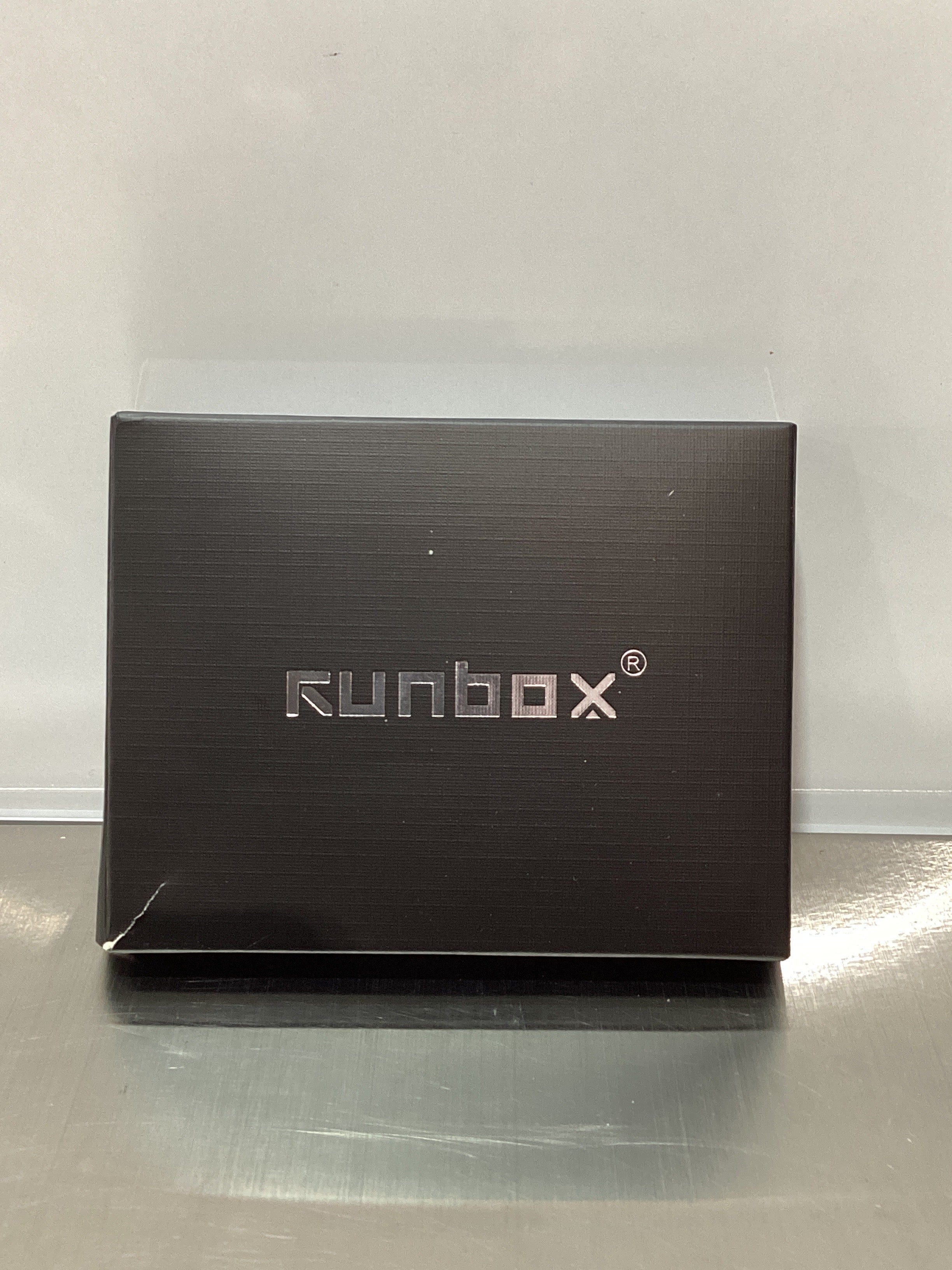 Cartera RUNBOX para hombre, delgada, de cuero RFID, con ventana para dos identificaciones y estuche de regalo | Delgada, RFID, con ventana para dos identificaciones y estuche de regalo 