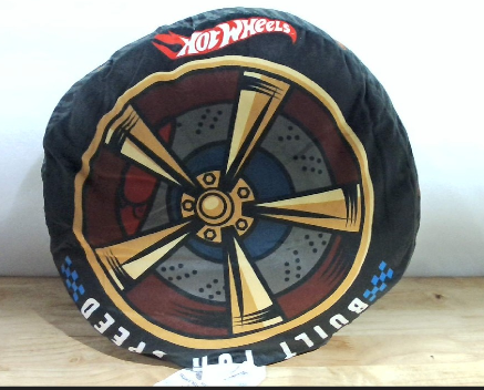 Hot Wheels - Almohada decorativa de felpa para neumáticos de carreras, cojín decorativo para dormitorio de niños, 14 pulgadas, (producto oficial)