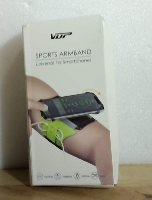 Brazalete para correr VUP rotatorio 360° compatible con iPhone 17/16/15/14/13/Pro Max/Pro/Mini/12/11/SE/Xs/XR/X/8/7/Plus, se ajusta a smartphones de 4 a 6,7 pulgadas (10-17 cm), con soporte para llaves, negro
