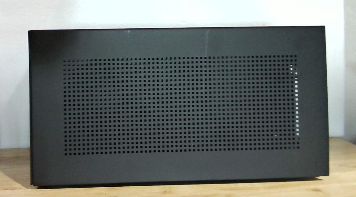 Razer Core X V2 Caja Gráficos Externa (eGPU): Compatible Windows 11 Thunderbolt 4/5 y USB 4 Computadoras y Dispositivos - Soporte Tarjetas NVIDIA/AMD PCIe 4.0 - 140W PD USB C