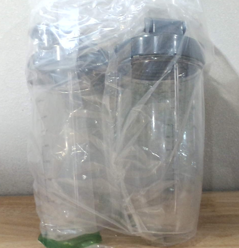 Vasos Reemplazo MEET JUICE 2 Pack 32oz con Tapas Abrir Llevar y Empaques, Diámetro 4 Pulgadas, Compatible NutriBullet Serie 600W/900W