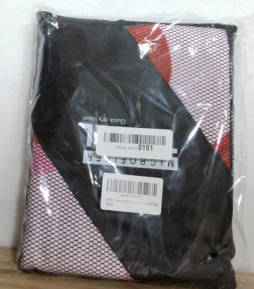 Toalla de Playa Patrón Cereza XSMEI Extragrande 91,4 x 183 cm, Toallas de Microfibra Delgadas Ligeras con Diseño de Frutas, Libre de Arena y Secado Rápido, Bolsa Compacta