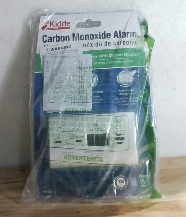 Detector de monóxido de carbono Kidde, funciona con pilas AA, alarma de CO con LED, botón de prueba/reinicio, indicador de batería baja, portátil.