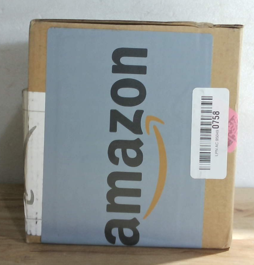 Funda para caja de pañuelos Cloudever, organizador de pañuelos decorativo cuadrado moderno de piel sintética tejida, color blanco roto.