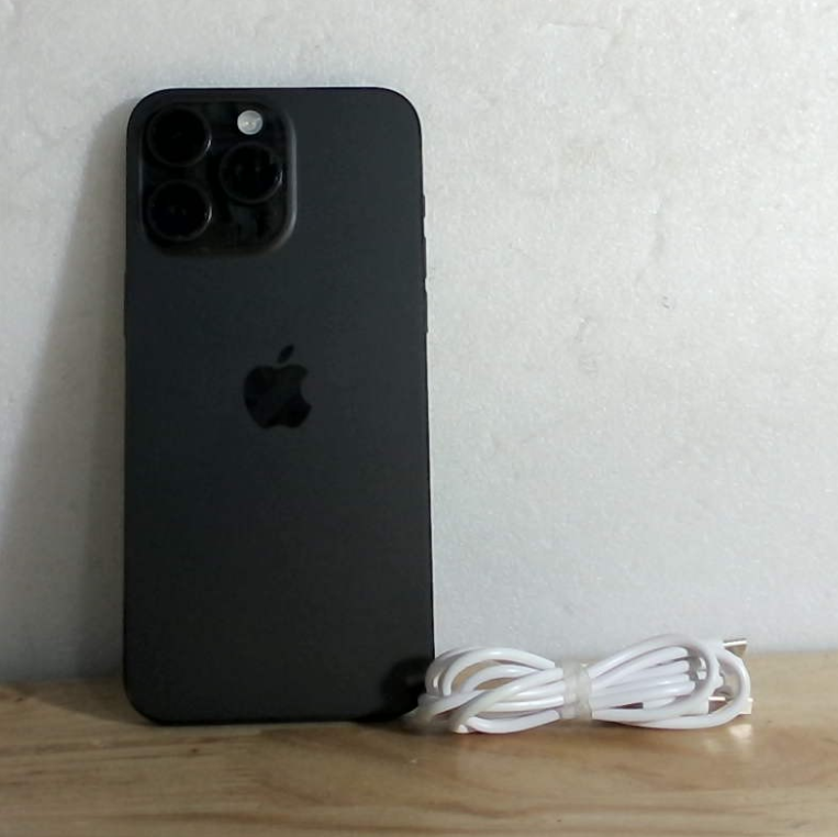 Apple iPhone 15 Pro Max, 512 GB, Negro Titanio - Desbloqueado