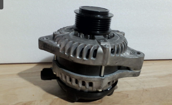 Alternador nuevo 3.5L V6 compatible con Honda Pilot 2012-2015, Odyssey 2011, 2012, 2013 y Ridgeline 2012-2014. Reemplaza las referencias 104210-1240, 9764219-124, 31100-RV0-A01, CSJ24, 11573 y 290-5582.