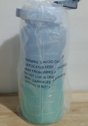 Botella de agua EnergyBud de 1/2 galón con capacidad de 74.3 oz - Marcadores de tiempo motivacionales para objetivos de hidratación diarios - Tritan a prueba de fugas sin BPA con pajita extraíble