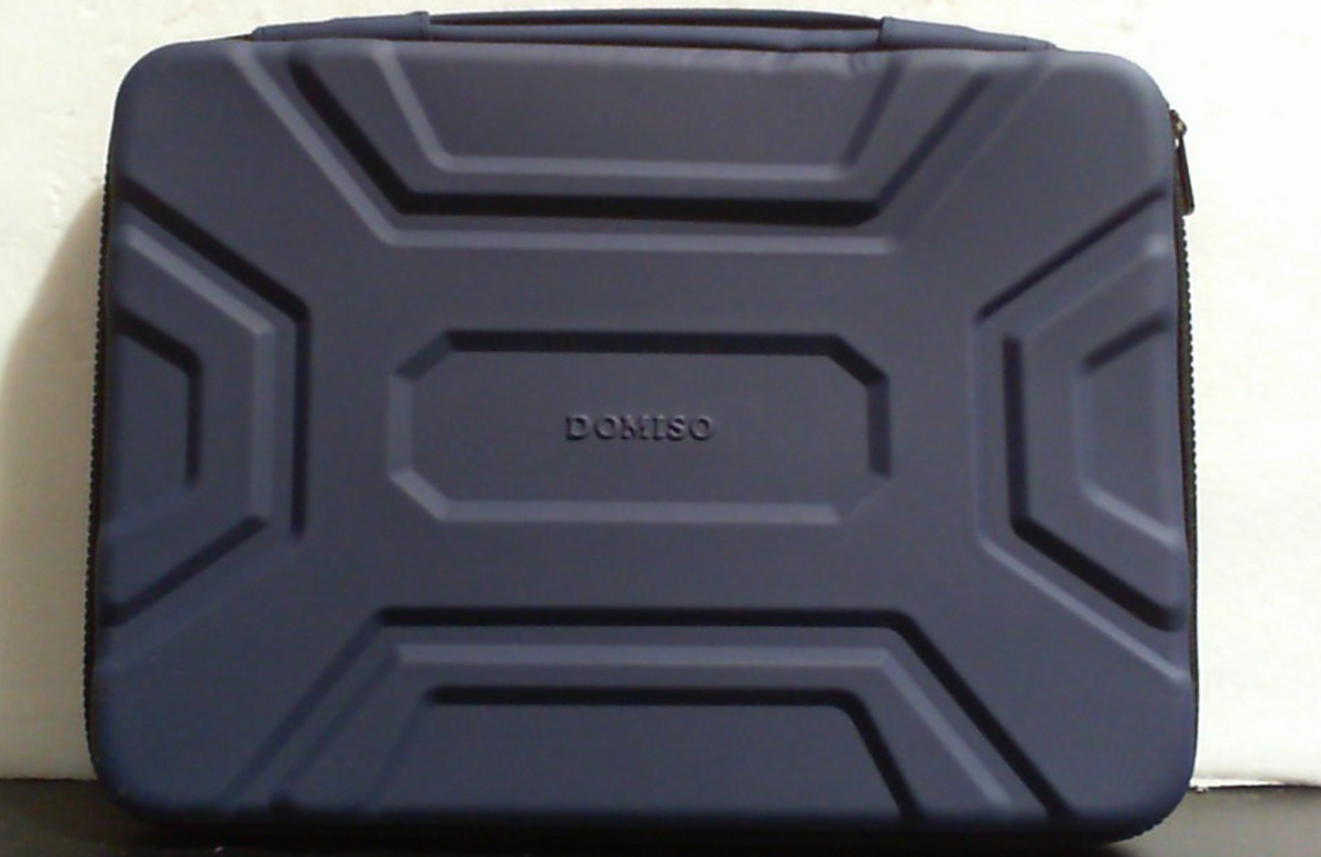 Funda para portátil DOMISO de 14 pulgadas con asa, resistente a golpes e impermeable, de EVA, funda protectora rígida para portátiles HP, Dell, Asus y Lenovo de 14", color azul oscuro.