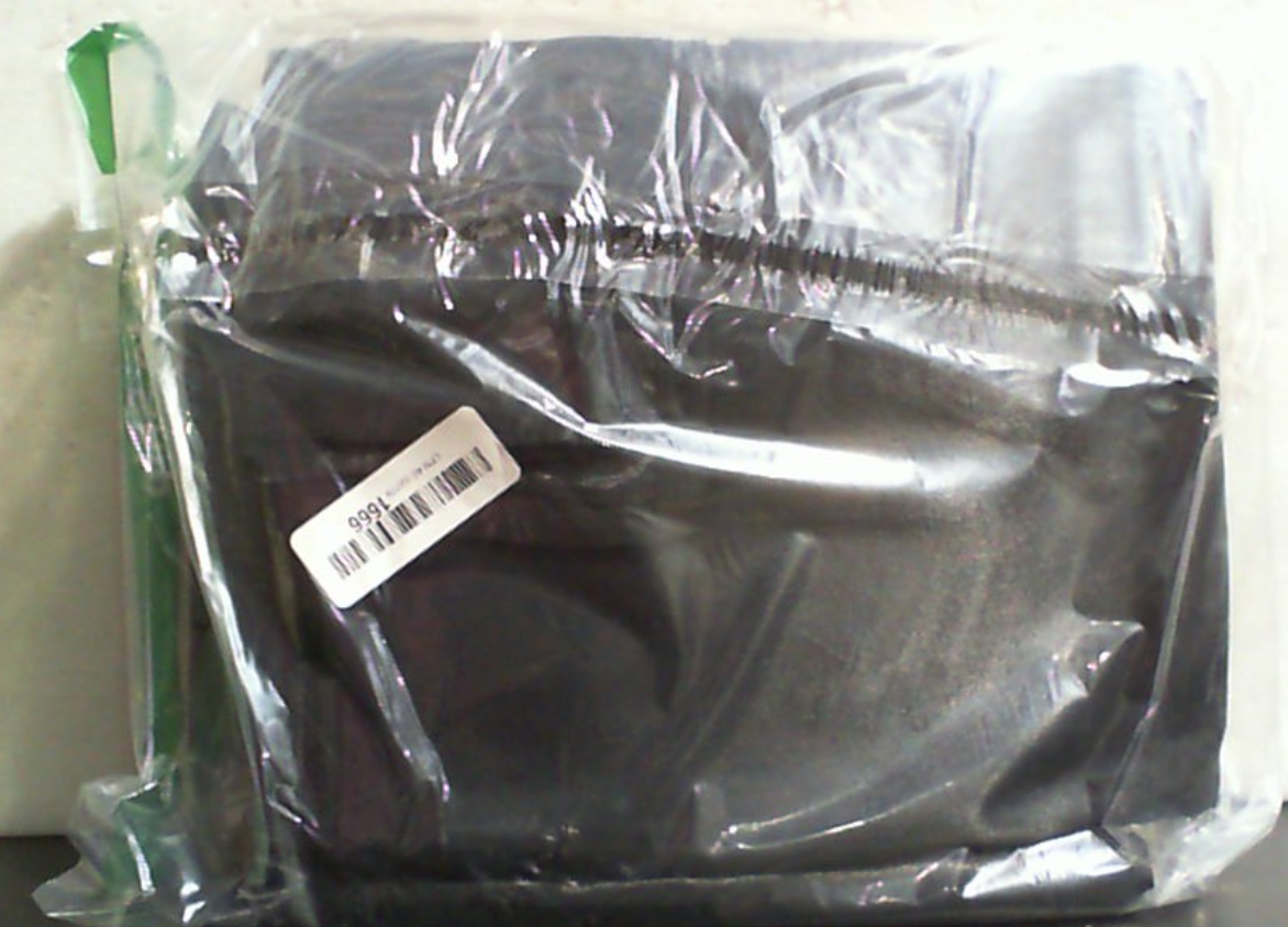 Juego de sábanas de satén CozyLux tamaño Queen - Ropa de cama suave y sedosa similar a la seda, juego de 4 piezas para el cabello y la piel, bolsillo profundo con elástico alrededor, decoración para el hogar y el dormitorio, color negro.