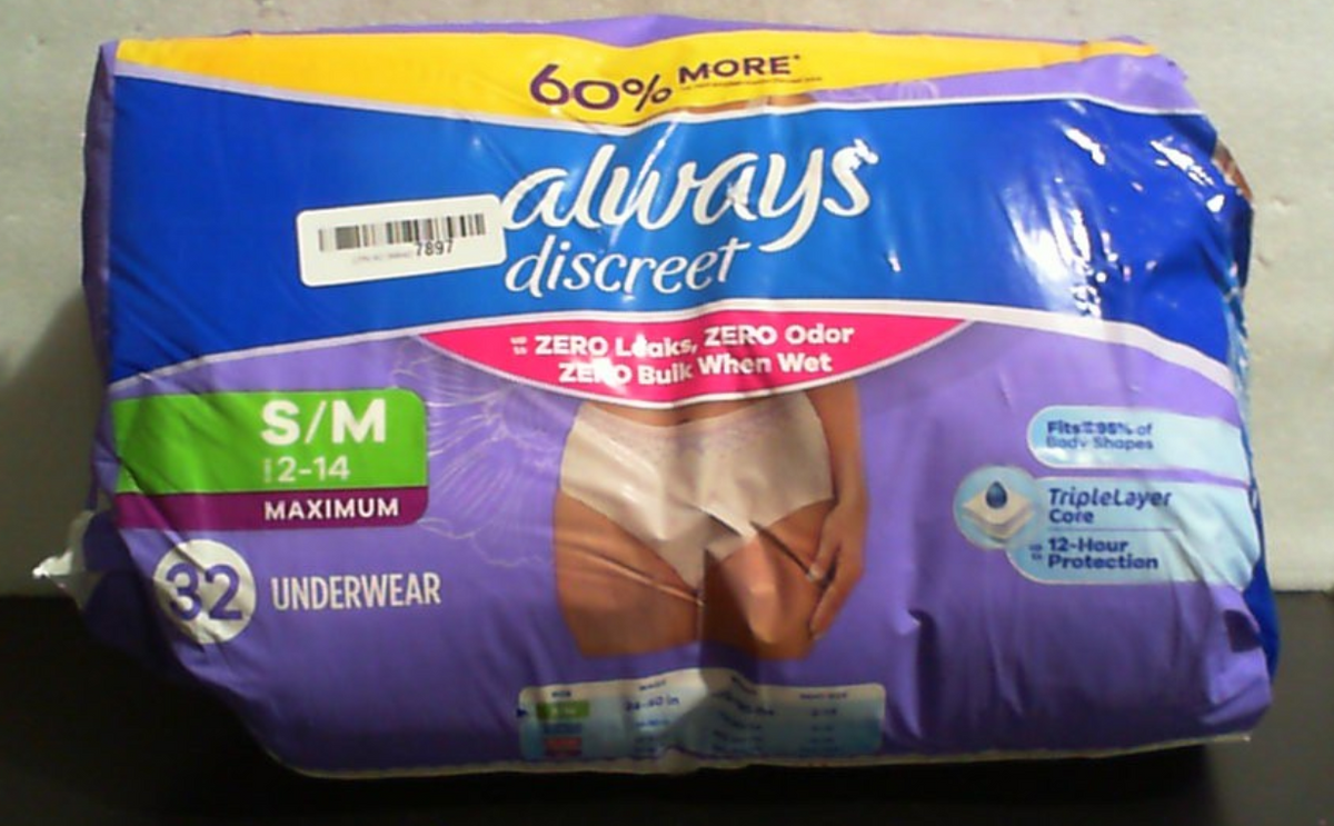 Pañales Always Discreet para adultos, ropa interior para incontinencia, artículos esenciales para el posparto, bragas desechables, máxima absorción, protección contra fugas de orina, talla pequeña/mediana, paquete de 32 unidades.