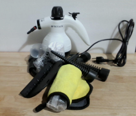 Limpiador a vapor portátil TICYACK, limpiador a vapor con 16 accesorios y bloqueo de seguridad, gran capacidad, limpieza profunda de múltiples superficies para el hogar, el coche, el baño, las juntas, el suelo y las ventanas (blanco/negro).