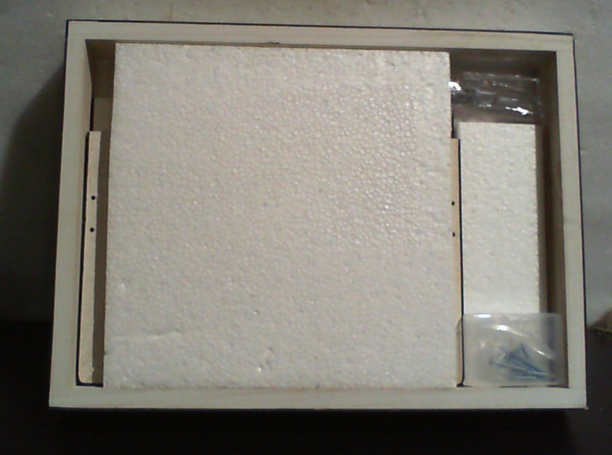 Accesorios de madera vintage para fotografía de recién nacidos de AceOrbit, ideales para sesiones fotográficas de bebés en estudios fotográficos. Cama desmontable para muñecas, 42 x 28 cm (blanca).