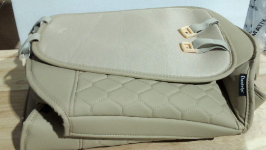 NOTA SOLO VIENEN 3 PIEZAS fundas protectoras para asientos de automóvil marca Elantrip (Car Seat Cover). Este modelo específico es un kit de 4 pieza