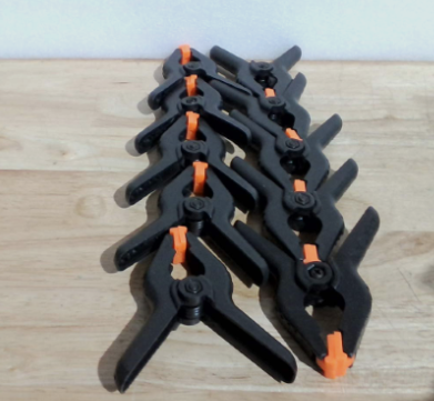 Prensas Plasticas de Resorte 10 Piezas | Clips Pequenos de Alta Resistencia 3.5 Pulgadas | para Manualidades, Fondos Fotograficos y Carpinteria (Negro)