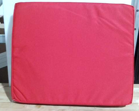 VIENE EN COLOR ROJO DoubleFill Cojin para Otomana Exterior 23x19x3 Pulgadas | Impermeable, Anti-Decoloracion, con Correa Ajustable (Rojo)