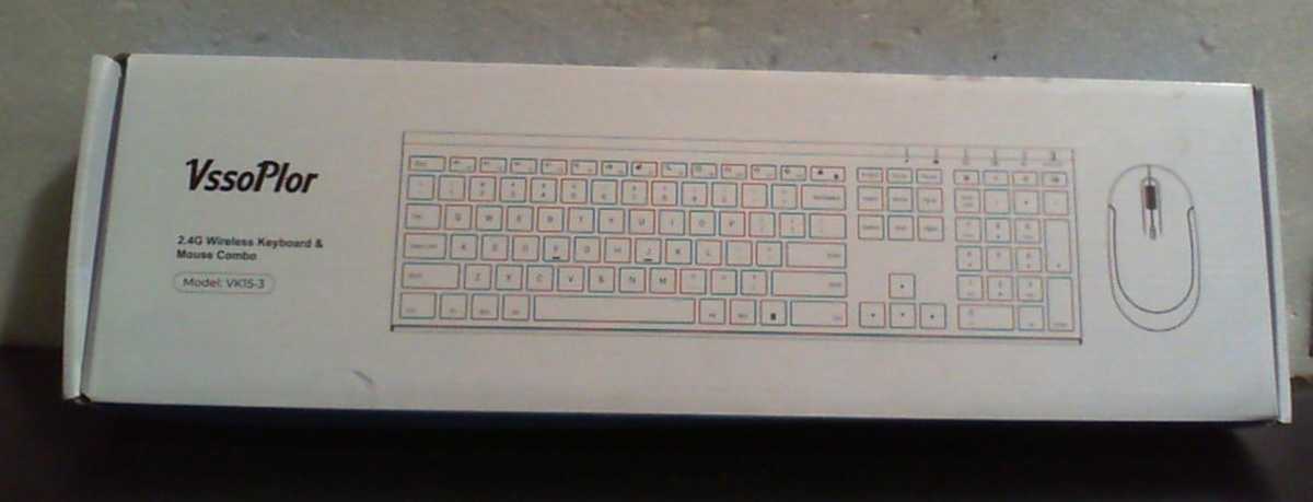 Teclado y Mouse Inalámbricos Vssoplor | Combo 2.4GHz Recargable, Compacto y Silencioso, Tamaño Completo | Receptor Nano USB | para Windows, Laptop y PC | Negro Dorado