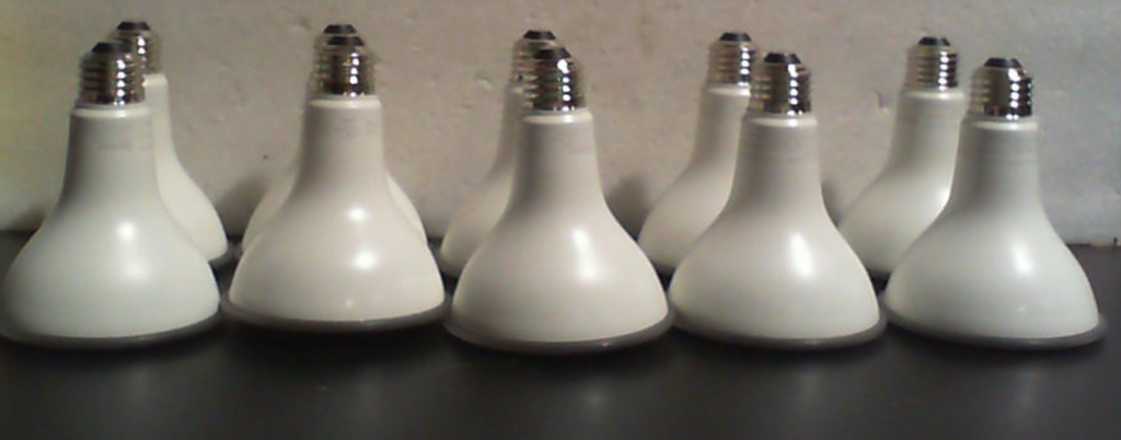 Sunco - Paquete de 10 bombillas LED BR30, alto rendimiento de 1200 lúmenes, luces de inundación para interiores, equivalente a 11 W, 65 W, 2700 K