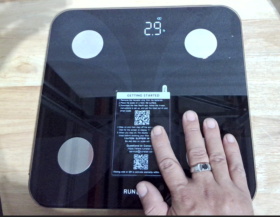 báscula de grasa corporal inteligente (Smart Body Fat Scale) de la marca Runstar. ARTICULO VIENE COMO SE MUESTRA EN LA SEGUNDA IMAGEN ( SE PROBO EN PDV EN BUENAS CONDICIONES ) ARTICULO VIENE SIN ACCESORIOS
