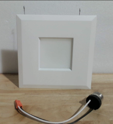 foco empotrable LED Satco Nuvo S11821R1 de tipo retrofit para latas o carcasas de 5 a 6 pulgadas ARTICULO VIENE COMO SE OBSERVA EN LA SEGUNDA Y TERCERA  IMAGEN )