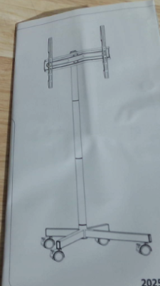 soporte de piso móvil con ruedas para TV ( ARTICULO CONTIENE  CON 15 PIEZAS) ARTICULO VIENE COMO SE MUESTRA EN LA SEGUNDA Y DEMAS IMAGENES )