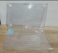 kit de protección transparente para computadora portátil, que incluye una carcasa rígida y un protector de teclado flexibl ( ARTICULO VIENE COMO SE MUESTRA EN LA PRIMER IMAGEN )