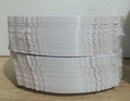platos de plástico desechables de alta resistencia (premium) con un diseño de borde festoneado de estilo barroco ( ARTICULO VIENE COMO SE MUESTRA EN LA IMAGEN 1 Y 2 TOTAL 100 UNIDADES