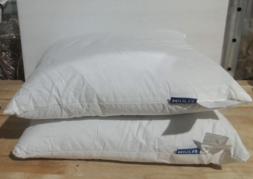 paquete de 2 unidades de almohadones decorativos de la marca MIULEE ARTICULO VIENE COMO SE MUESTRA EN LA IMAGEN 1-2