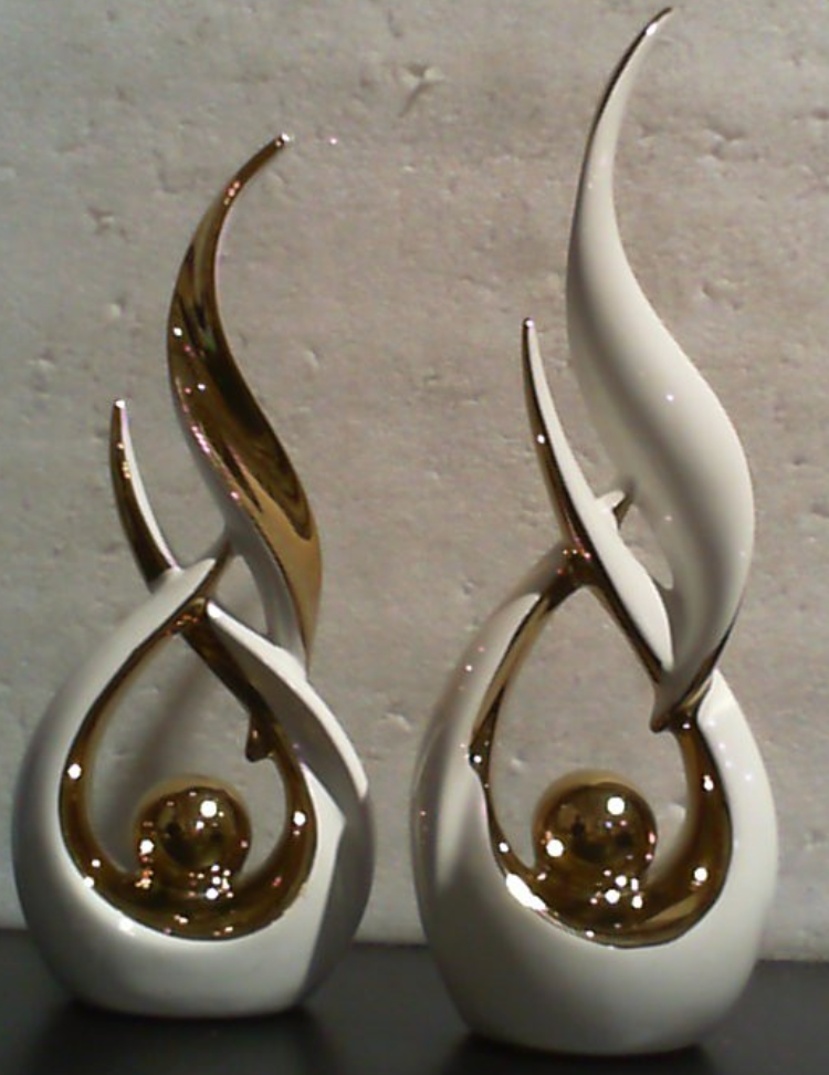Conjunto de 2 estatuas abstractas de cerámica dorada