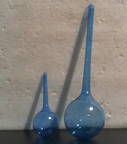 Bolas de riego Relaxdays, juego de 9, alto x diámetro: 28 x 8 cm, bolas de sed 6 GRAANDES 4 PEQUEÑOS
