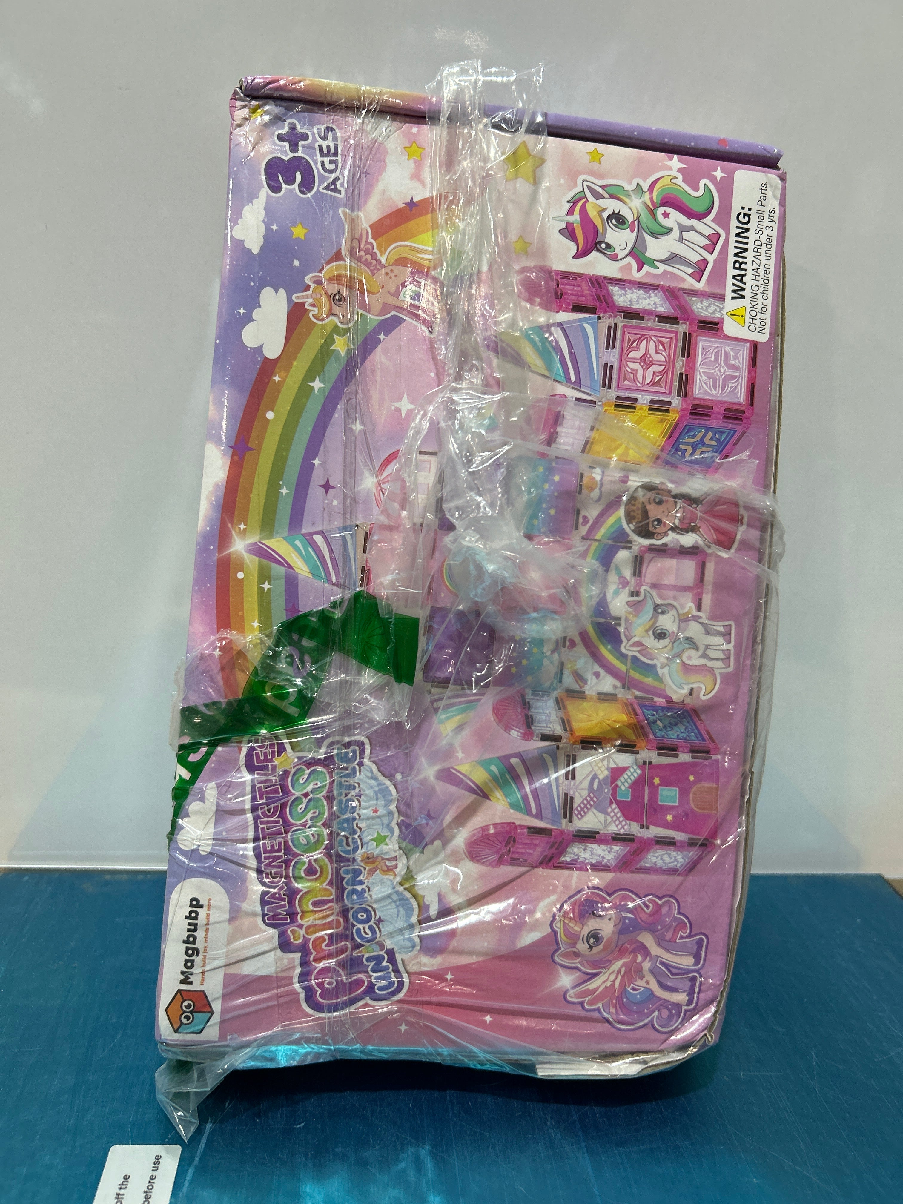 Diamond Magnetic Tiles Unicorn Princess Castle Set - 88 Pieces - 5 Dolls, Coloring Kit & Candy Decors - STEM Toy - 5 Ways to Play - For Girls Ages 3-8 - Birthday Gift