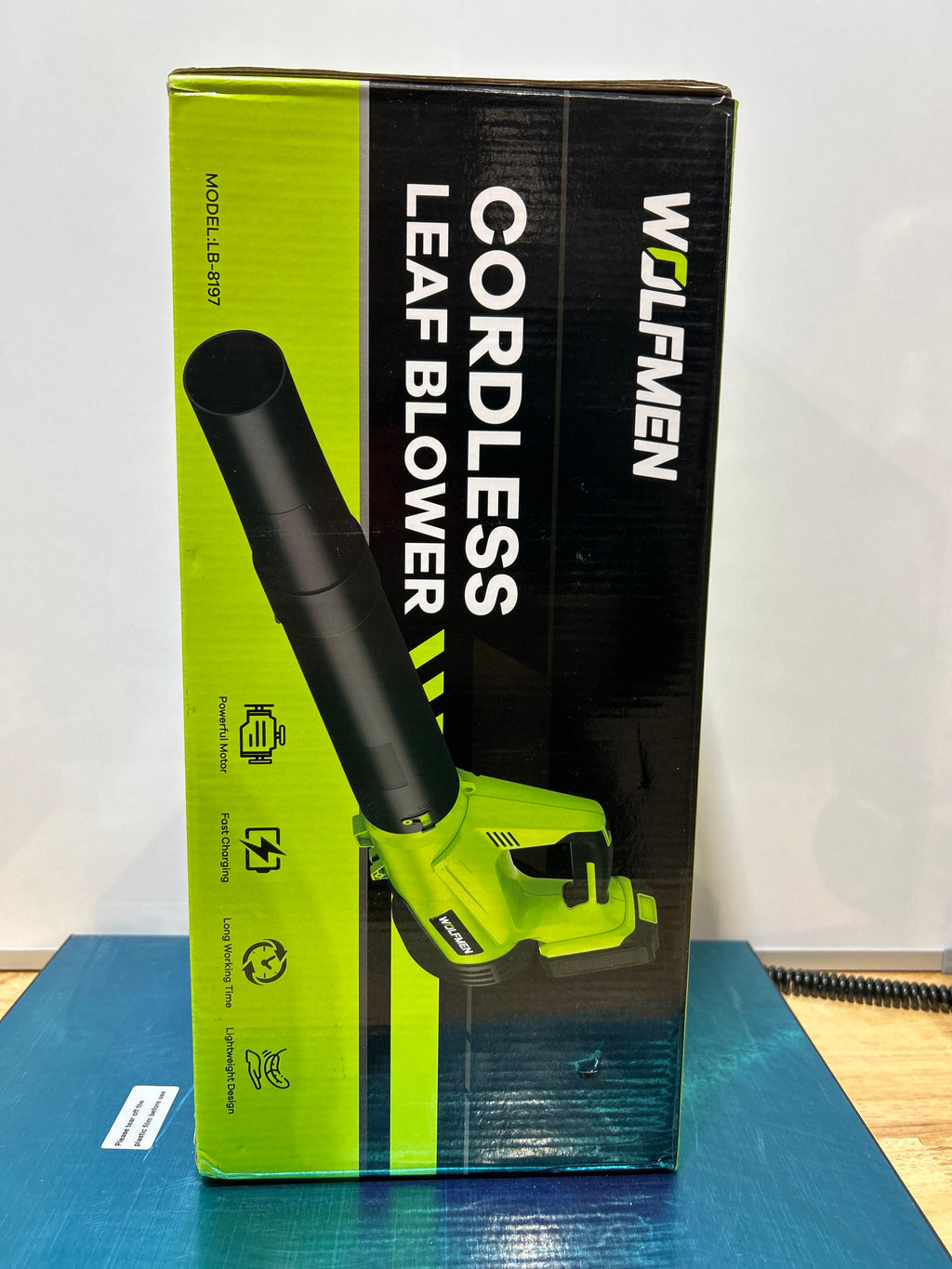 WOLFMEN Cordless Leaf Blower - 450 CFM, 150 MPH, 2-Speed, 2x 20V 2.0Ah Batteries & Charger Included, 3.8 lbs Lightweight - For Yard, Patio, Garage, Lawn Care