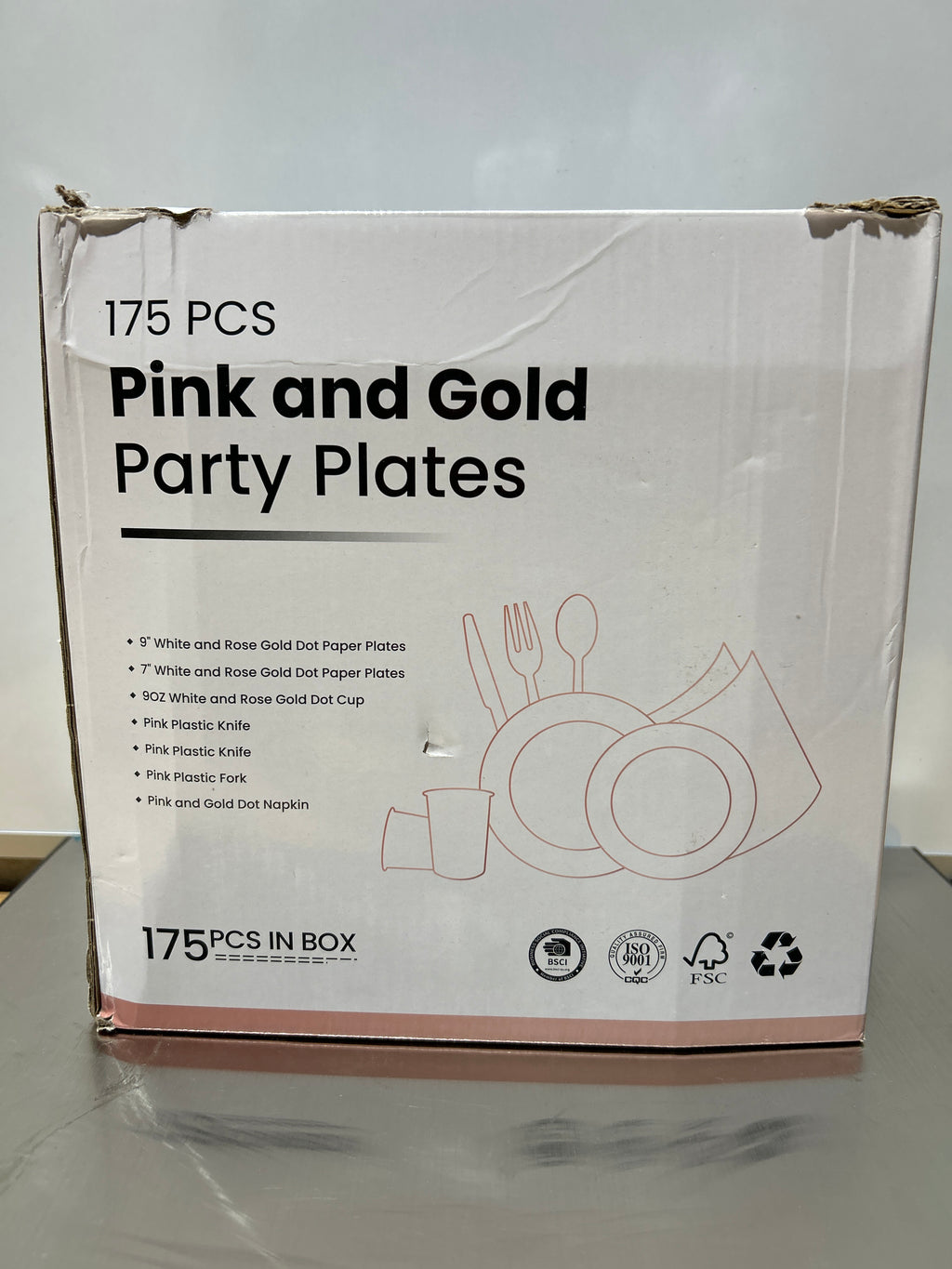 AIRE - 175 platos de oro rosa para fiestas, suministros para 25 invitados, decoraciones desechables para fiestas, tenedores, cuchillos y cucharas de plástico, platos, servilletas y vasos de papel con lunares dorados para baby shower, cumpleaños y bodas. 
