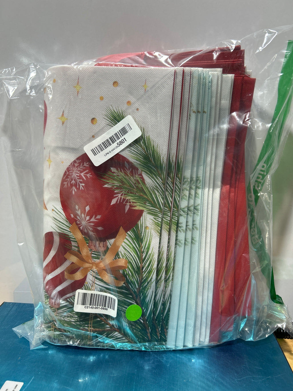 DECHISY 12 Pack Extra Large Christmas Gift Bags Bulk with Handles, Reusable Christmas Tote Bags for Wrapping Present, Heavy Duty, Shopping 17 x 13 x 7 Inches