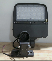 lámpara luminaria LED de alta potencia para exteriores (reflector tipo Flood Light o luz de estacionamiento ( ARTICULO VIENE COMO SE MUESTRA EN LA IMAGEN 2-3-4 Y 5