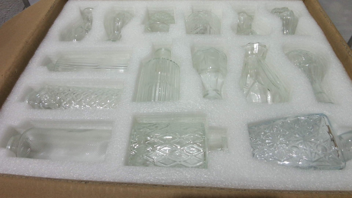 Set de 36 Mini Floreros de Vidrio Vintage – Botellas Transparentes Multiforma | Centros de Mesa Boda Rústica y Decoración