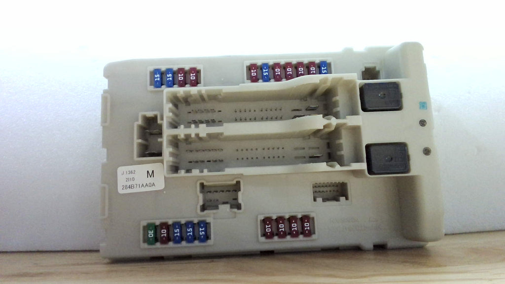 Caja de Fusibles del Motor IPDM 284B71AA0A / 284B71AA1A – Nissan Maxima 2009-2014 / Altima 2007-2011