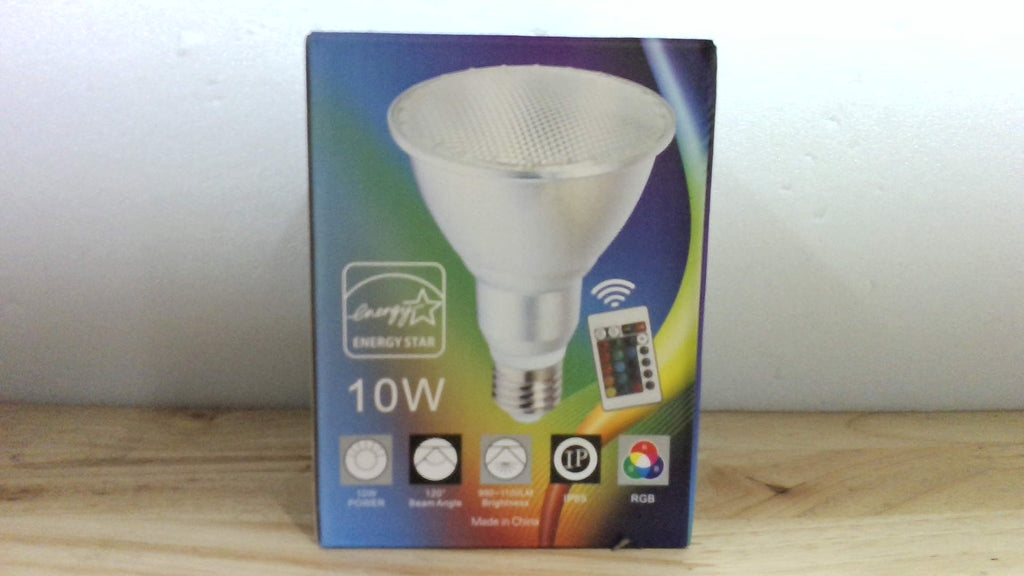 Foco LED PAR38 RGB 20W Regulable con Cambio de Color – Base E26, Resistente al Agua, con Control Remoto