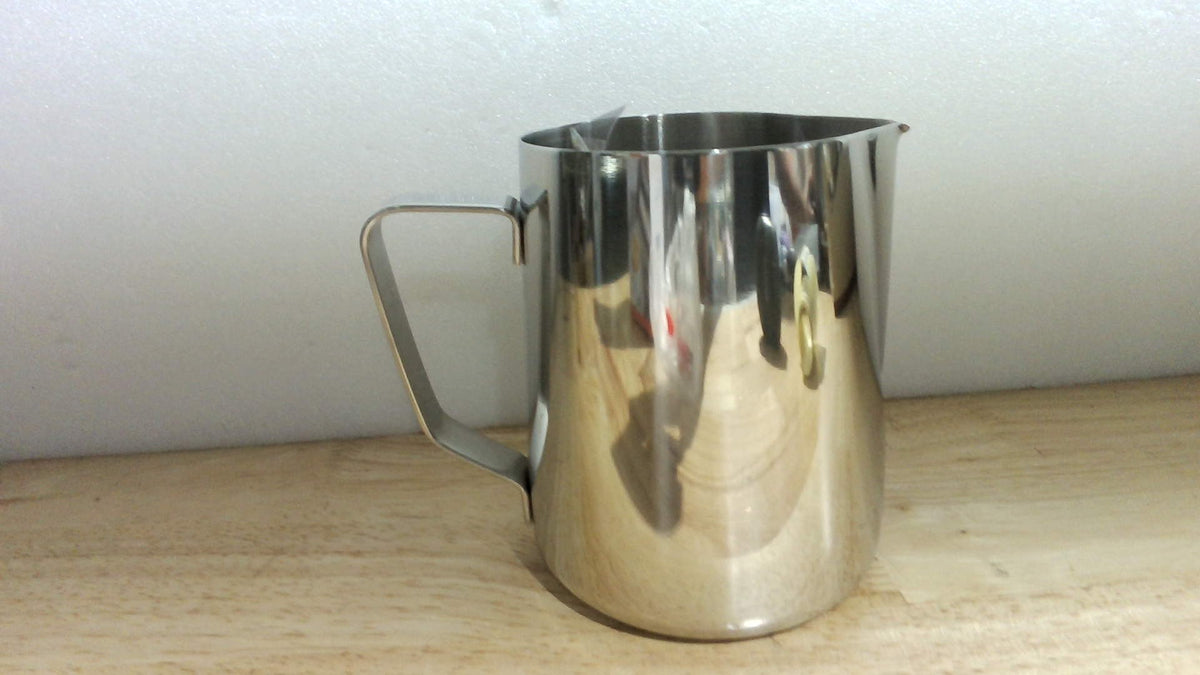 Jarra para Espumar Leche HOOMIL 20oz – Acero Inoxidable para Barista y Latte Art