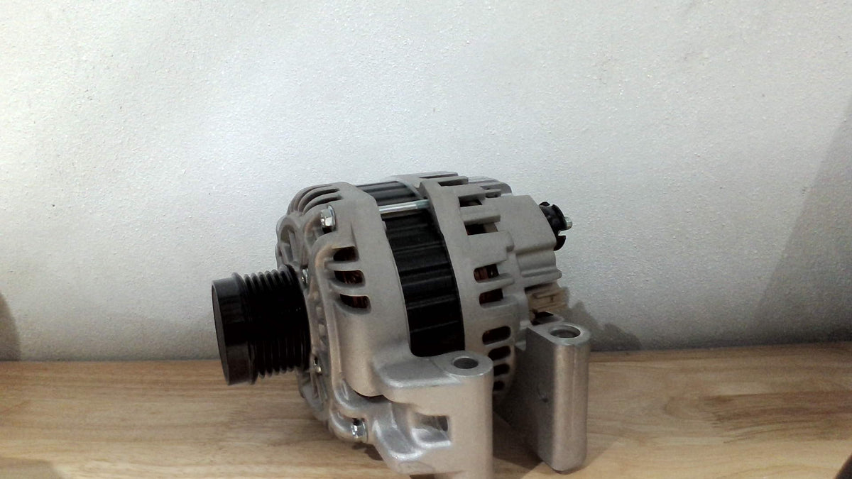 Alternador de Reemplazo ALM3587 Compatible con Jeep Cherokee 14-19 2.4L, Compass 17-22, Renegade 15-21, Dodge Dart 13-16, Chrysler 200 2.4L 15-17, 12V 160A 6-Ranura