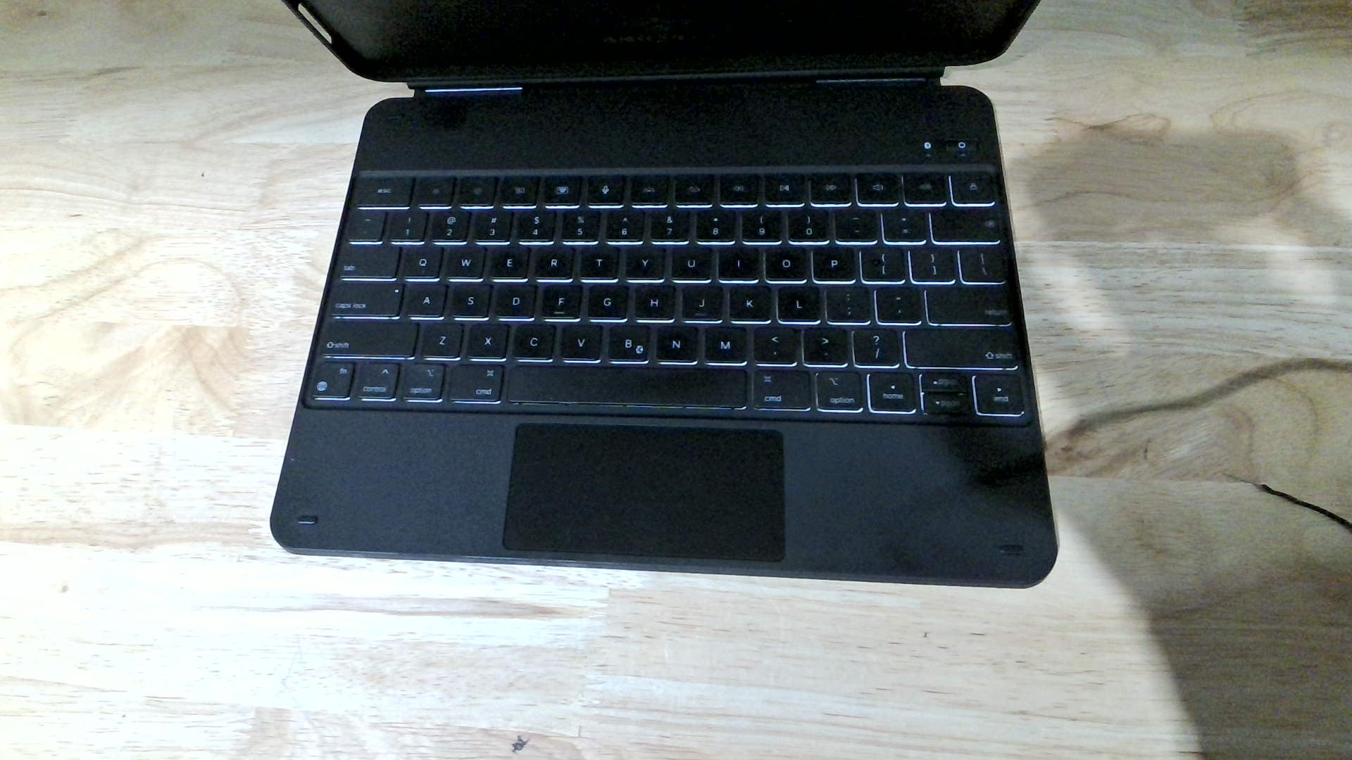 Funda con Teclado ESR Rebound 360 para iPad Pro 12.9" – Soporte Magnético, Trackpad, Negro