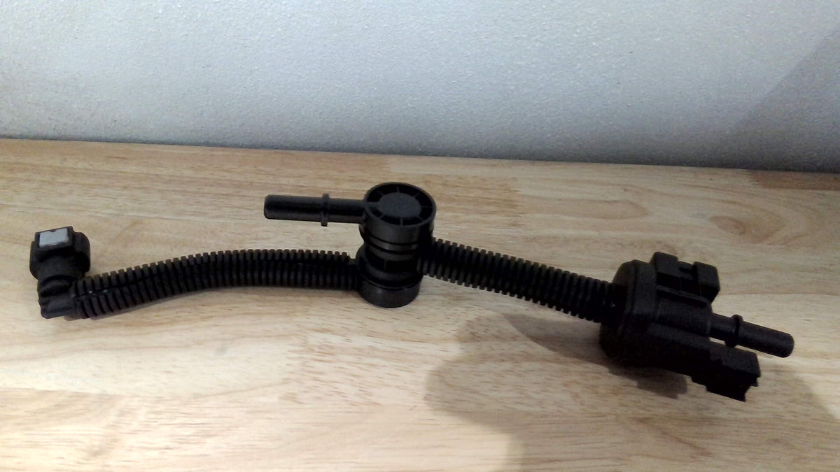 Soporte de Tubo de Combustible KPALAG con Válvula de Purga de Canister de Vapor Compatible con Ford Edge, Explorer, F-150, Fusion, Lincoln MKZ, MKX, Aviator, Nautilus Reemplazo#: GL3Z-9B325-A GL3Z-9B325-B FL3Z-9B325-A