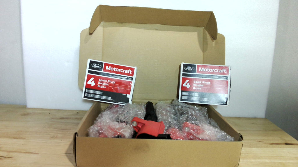 Juego MAS de 8 Paquetes de Bobina de Encendido Roja DG508 y 8 Piezas de Bujía Motorcraft SP479 Compatible con Ford F150 E250 Expedition Excursion Lincoln Navigator Reemplazo para DG457 DG491 3W7Z12029AA