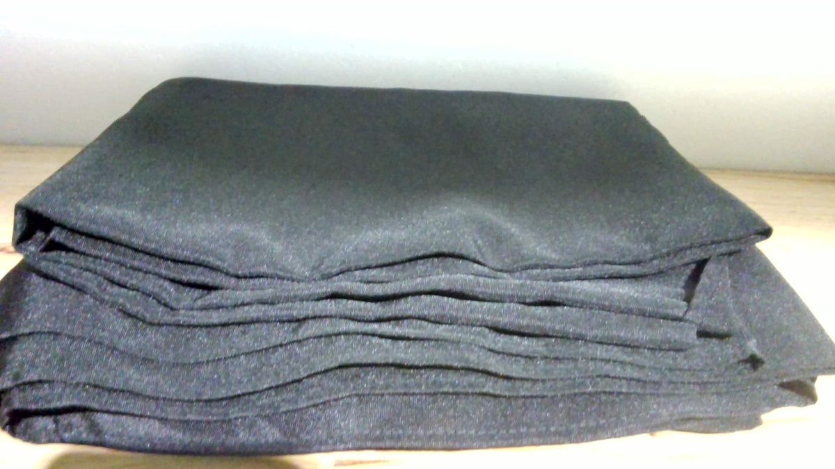Mantel NEWISHER Ovalado Negro 178 x 229 cm, Tela Poliéster Resistente Pesada, Mantel Reutilizable Lavable Cubierta Mesa Sólida para Comedor Cocina Fiesta Boda Decoración Interior Exterior