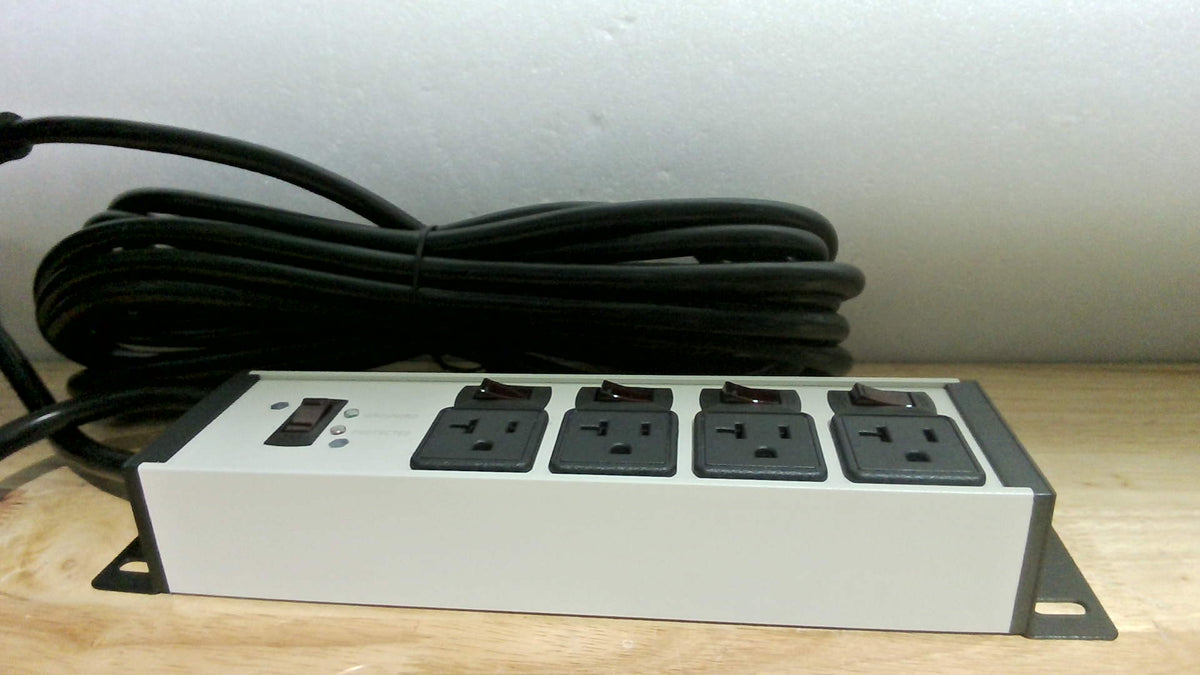 Protector Sobrecarga CCCEI 20 Amperios Tomas Individuales, Cable Extensión 7.6 m Calibre 12 con Múltiples Tomas, Cocina, Garaje, Tienda, Industrial Montaje Pared, Gris
