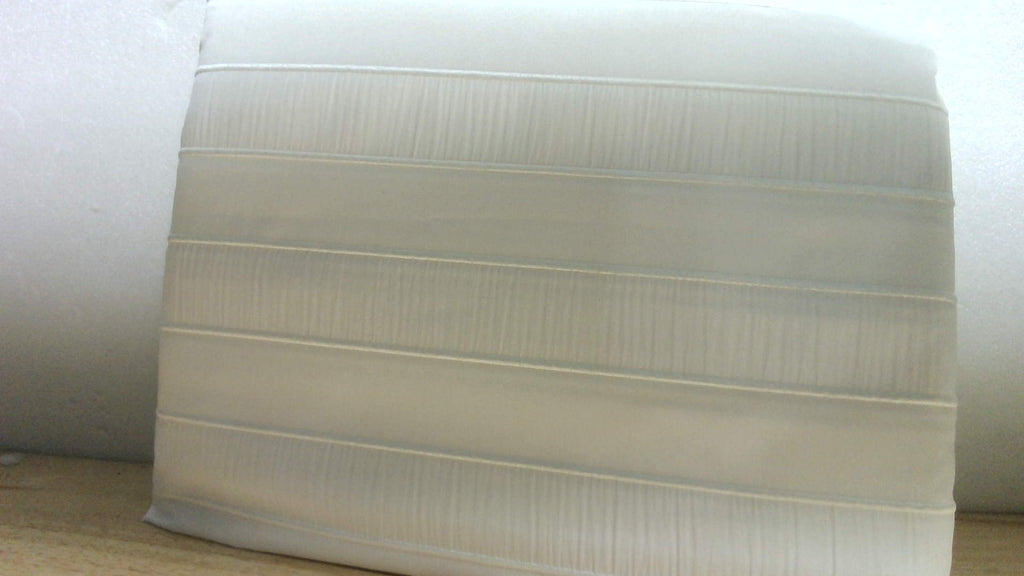Cortina de Ducha Blanca Central Park Seersucker 70x72 con Ojales y Volante - Decorativa para Baño y Spa