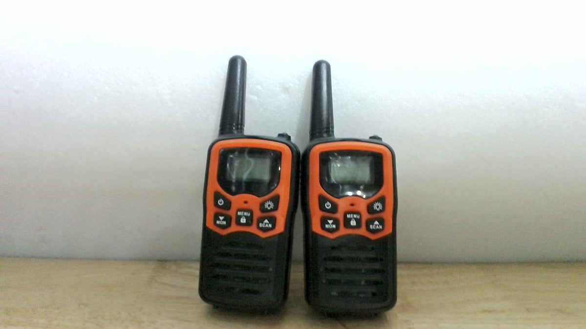 Radios Walkie Talkie MOICO Largo Alcance Pack de 2 | 22 Canales FRS, Linterna LED, VOX y Pantalla LCD, Naranja